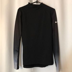 Nike Pro hombre long sleeve with thumb holes